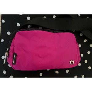 Lululemon Everywhere Belt Bag Highlight Purple NEW W/O TAGS - RARE - SHIPS FAST